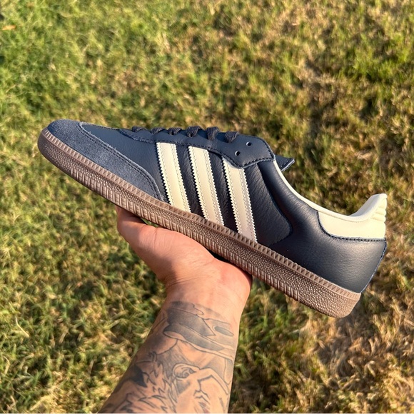 Adidas Samba OG Night Navy Gum - Picture 2 of 9